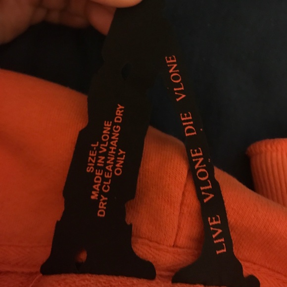VNDS Vlone hoodie Austin pop up - Picture 3 of 4